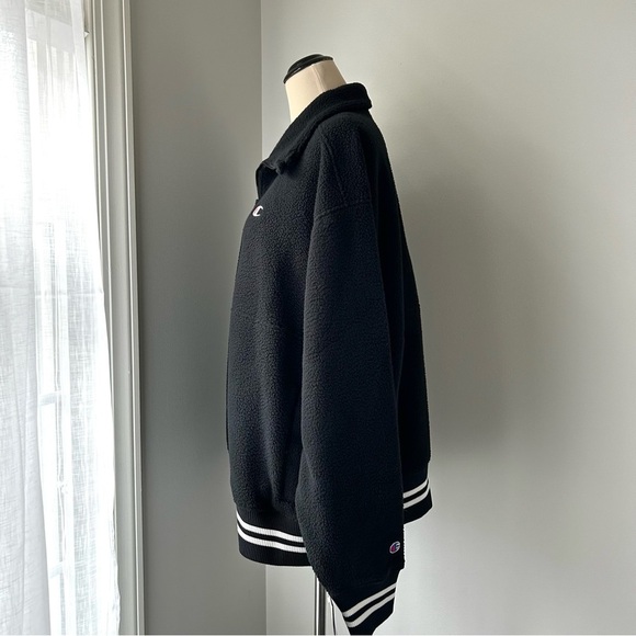 🌸BRAND NEW Champion Pullover. Fuzzy & Cozy. Black/White w/ Pockets Size: XL - Picture 6 of 14